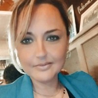 Anelise Reynal Email