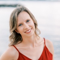 Military Resale Solutions Employee Amanda Graven's profile photo