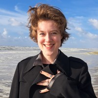 Loekie Van Dinther Email