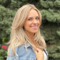 Danielle Wahlmeier Email & Phone Number