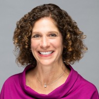 Boston Consulting Group (BCG) Employee Julie Zunker's profile photo