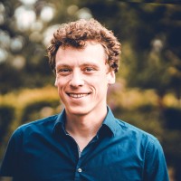Tobias Groß Email
