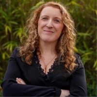 Sinead Walsh Email & Phone Number