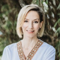 IÉSEG School of Management Employee Laurie Underwood's profile photo