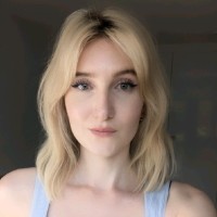 Julia Theobald Email