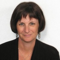 Tracey Beach Email