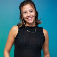 Chala Guimarães Email