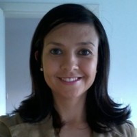 Andréia Pires Email