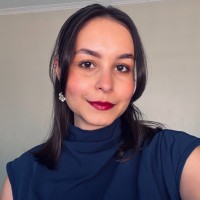 SocialHub Employee Letícia Pires's profile photo