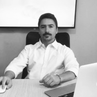 Ignacio Luna Email