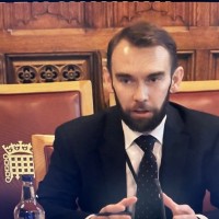 E-mail e número de telefone de Matthew Walker