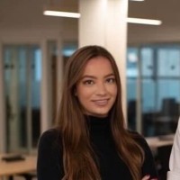 Sussex Place Ventures Employee Chloe Burles's profile photo