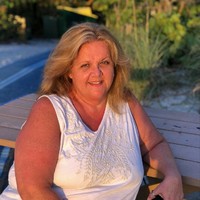 Lauri Cox Email & Phone Number