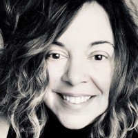 Kelli Hill Email