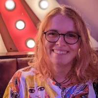 Ambra Risca Email