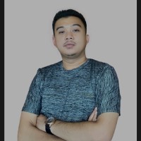 Easton Purwosubroto Email