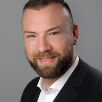 Daniel Buchner Email