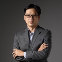 Huy Hoang Email & Phone Number