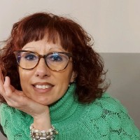 Elena Cornelli Email