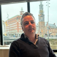 Elco Diesbergen Email & Phone Number
