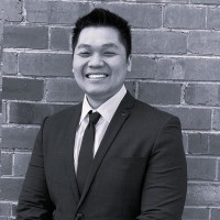 JLL Employee Robert Vu's profile photo
