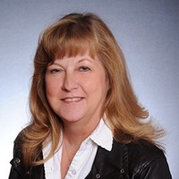 Realty Executives Premiere Employee Tina Howarth's profile photo