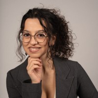 Lusiana Berberi Email