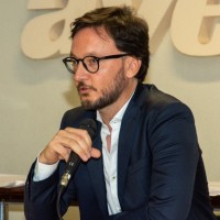 Massimo Morelli Email