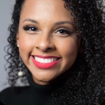 Bazk Employee Vitória Oliveira's profile photo