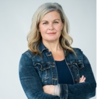 DEO: The Dentist Entrepreneur Organization Employee Brooke Young's profile photo
