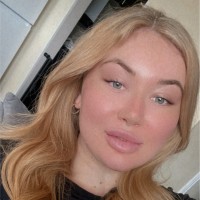 Flova UK Employee Ashleigh Triggs's profile photo