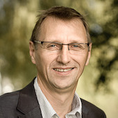 Carsten Petersen Email & Phone Number