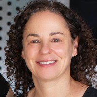 Katherine Dee Email & Phone Number