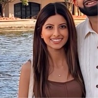 Sania Manjiyani Email & Phone Number