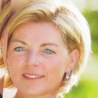 Béatrice Moës Email