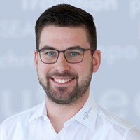 Philipp Knoll Email