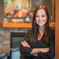 Nicole Johnston Email