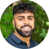 Kwikly Dental Staffing Employee Pouria Nastaean's profile photo