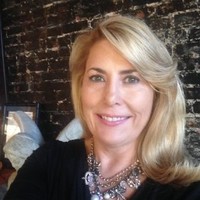 Holston Valley Broadcasting Corp. Employee Lynda Martin's profile photo