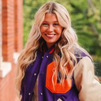 98Strong Employee Julia Walsh's profile photo