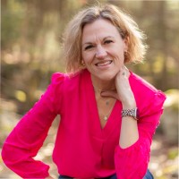 Intellihealth Employee Julie Trainor's profile photo
