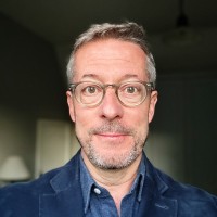 H2 (h2.co) Employee Stephen Taylor's profile photo