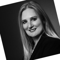 Keller Williams Pinnacle Group Realty- Cincinnati, OH Employee Santie Niemand's profile photo