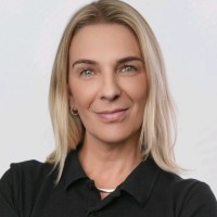 Acrisure Brazil Employee Renata Boni Parra's profile photo