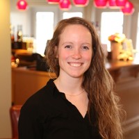Stéphanie Arès Email