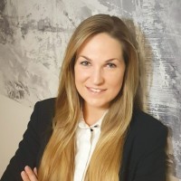 Maike Slawik Email
