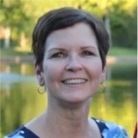 WG Henschen Employee Sue Kuklok's profile photo