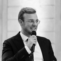 Manuel Huhmann Email