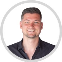 Roman Váňa Email