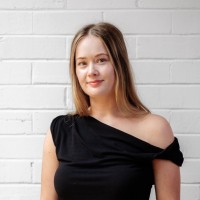 author. consulting Employee Sophie Elliott's profile photo